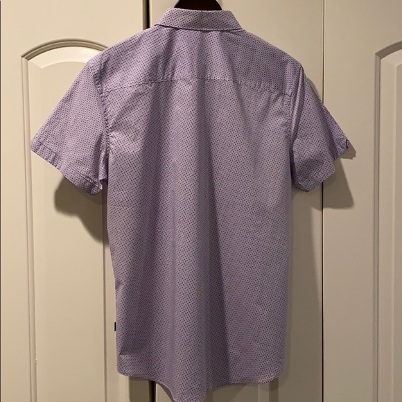 Calvin Klein Men’s short sleeve Dress Shirt. - Picture 4 of 5